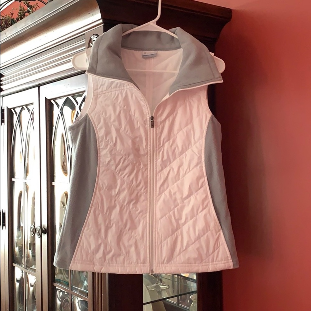 Women’s White Columbia Vest